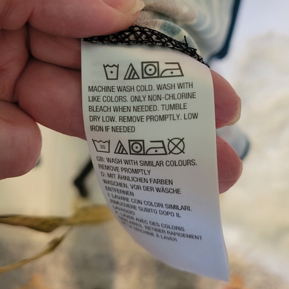 Susan Graver Liquid Knit Cardigan and Tank Set NWOT - Medium - Picture 3 of 7